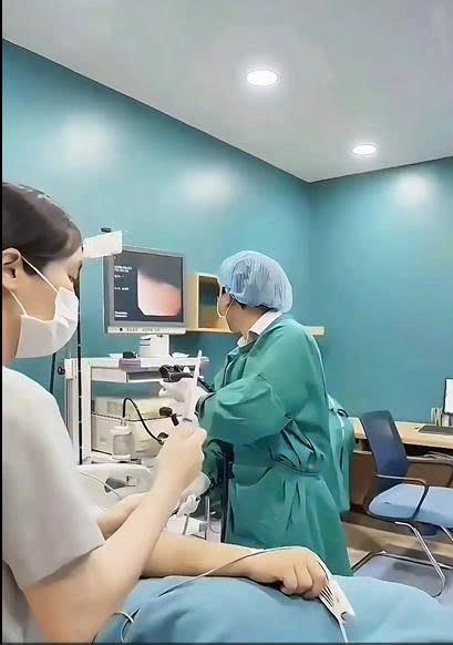 Hình ảnh nội soi dạ dày giúp quan sát trực tiếp niêm mạc dạ dày để phát hiện viêm loét, polyp hoặc các bất thường đường tiêu hóa.